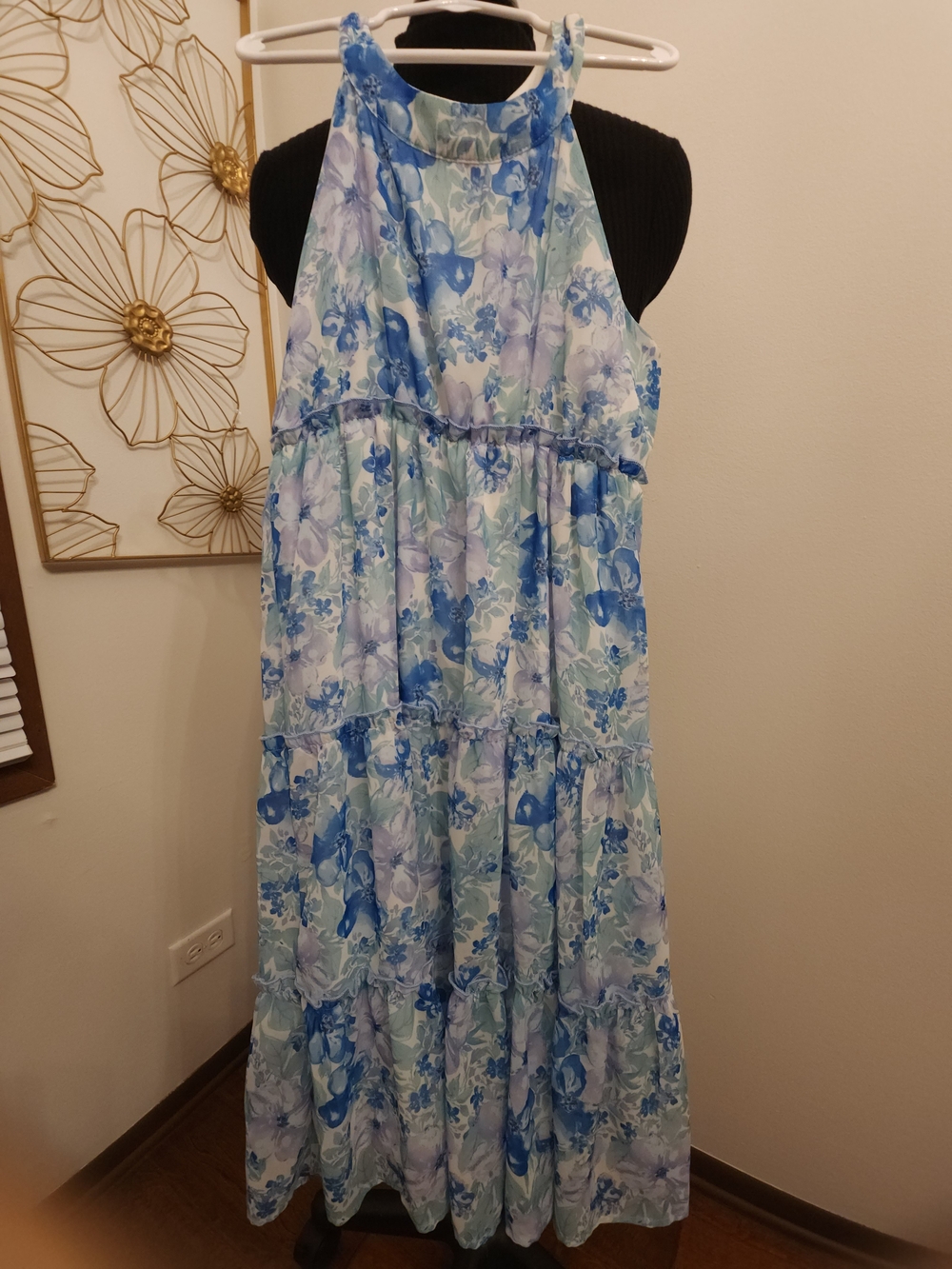 Blue & Aqua Floral Tiered Maxi Dress - Picture 2 of 7